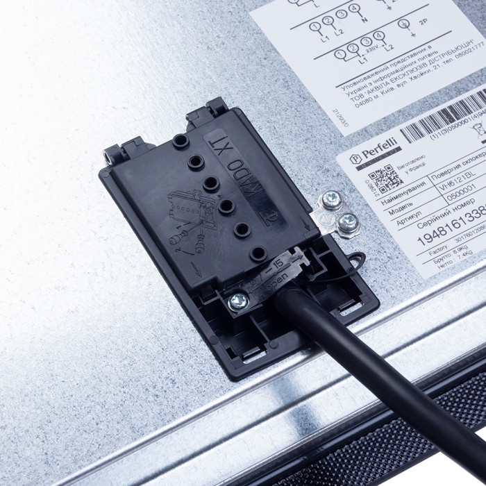 Поверхня склокерамічна Perfelli VH 6121 BL